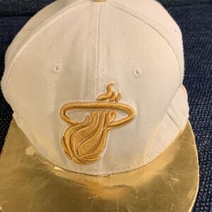 White and Gold Cap NBA with Logo
